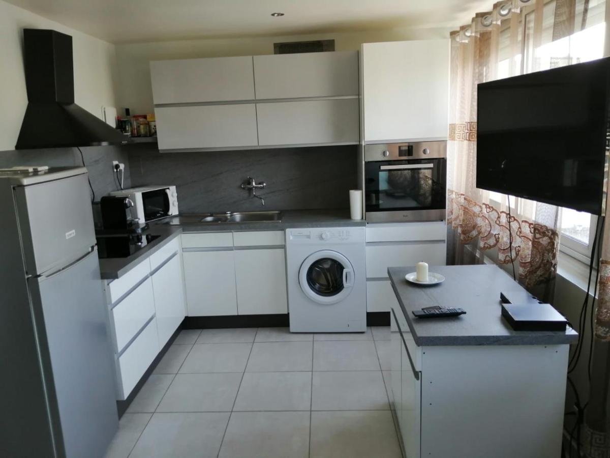 Location D'Appartement Entierement Meuble Pres De Geneve Annemasse Exterior photo